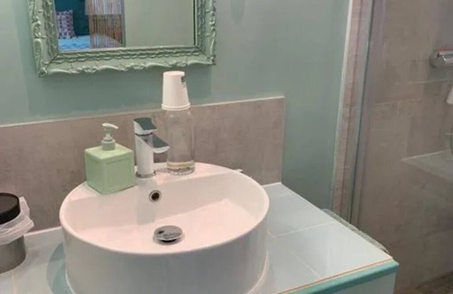 Commarin Bed & Breakfast | In the colors of Commarin Chambre Verte