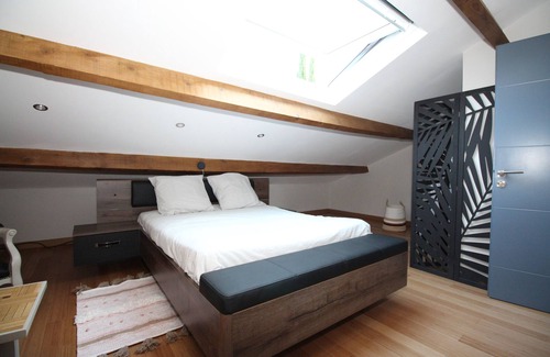 La Roque-d'Antheron Bed & Breakfast | In the heart of La Roque d'Anthéron, at the gateway to the Lubéron region