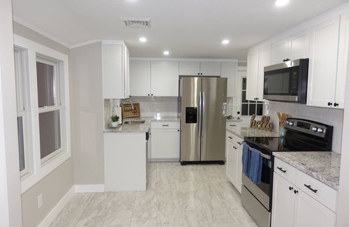 Hyannis House | In the Heart of Cape Cod - 3 bed 2 bath Hyannis Cottage