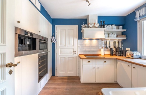 Nieblum House | In the heart of Nieblum - The Kommandeur House for 8 people