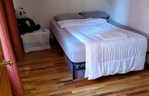 Midtown West Apartment | In the heart of nyc! Time sq, theater district, javits center