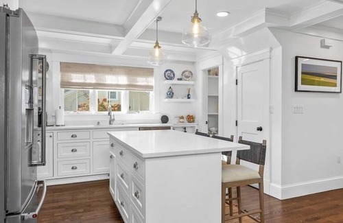 Osterville House | In the Heart of Osterville Village Newly renovated Pets considered RPMS087