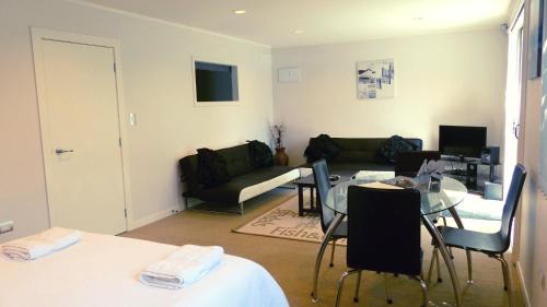 Waihi Beach Apartment | In the Heart of the Beach