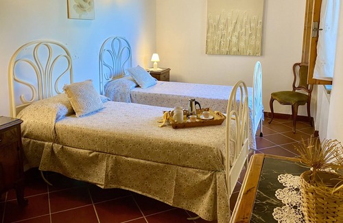 Santa Luce House | In the Heart of Tuscany, fabulous Farmhouse surrounded by greenery and with every comfort!