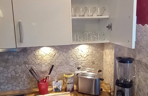 Seckbach Apartment | In the middle of Alt-Seckbach