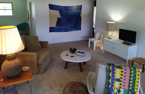 Springdale House | In the middle of it all