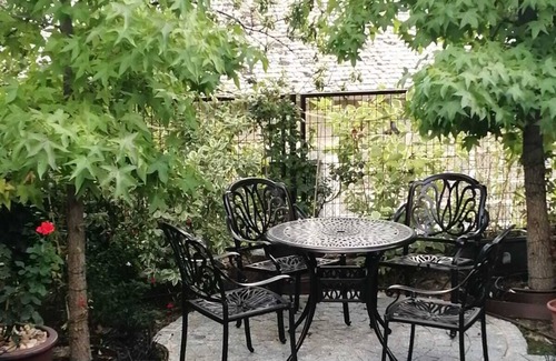 Navacerrada House | In the town of Navacerrada, steps from the center, the lake and trails of the mountains