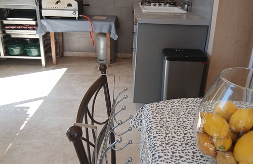 La Roquebrussanne Villa | In the Var, rent a villa with swimming pool at la Roquebrussanne July/August
