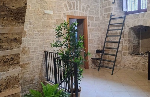 Bitonto House | In the very center of Bitonto, pets allowed, historic apartment