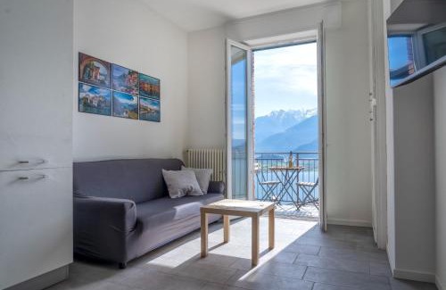 Aurogna Apartment | Incantevole Terrazza sul Lago di Como
