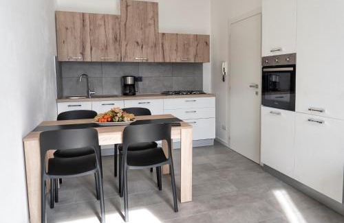 Aurogna Apartment | Incantevole Terrazza sul Lago di Como