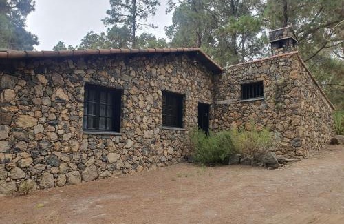 La Guancha House | Increíble Casa de Piedra para 6 personas