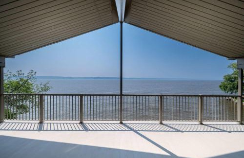 Saint-Augustin-de-Desmaures Ski Chalet | Incredible view - Chateau au bord du fleuve