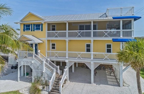 Boca Grande House | Incredible Gulf View Pool Home - Sleeps 14 - Close to Village of Boca Grande!