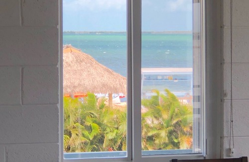 Doctor's Arm House | Incredible~Ocean Views~ramp-dock-hot tub. Stay 14 days get up to 14 more FREE!