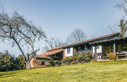 Piloneta House | Incredible stone built home with spectacular views of the surrounding countryside.