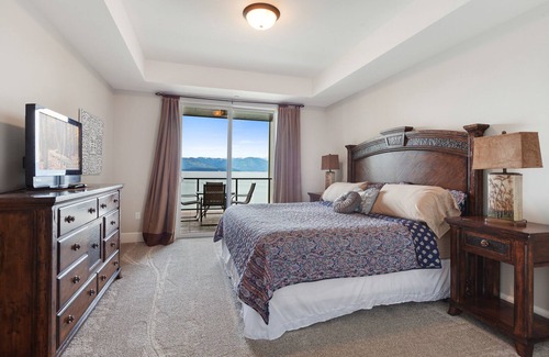 Sandpoint Resort | Incredible views! 3bd condo at Seasons Sandpoint!