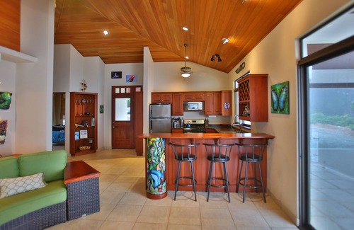 Dominical House | Incredible Views of the Pacific - Year round sunsets!