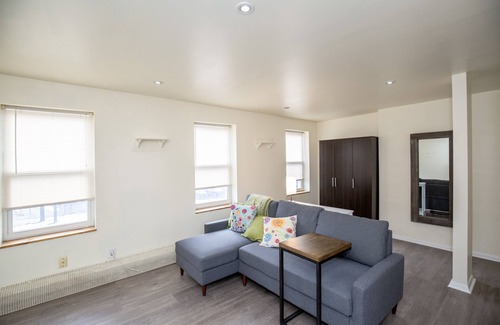 Over-the-Rhine Apartment | Incredibly Comfortable 2 bedroom