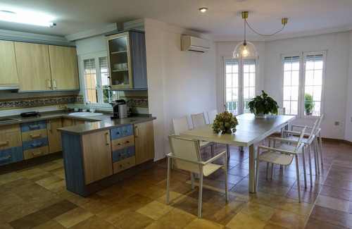Torre del Mar Hotel | Independent apartments, 4-6-8-12