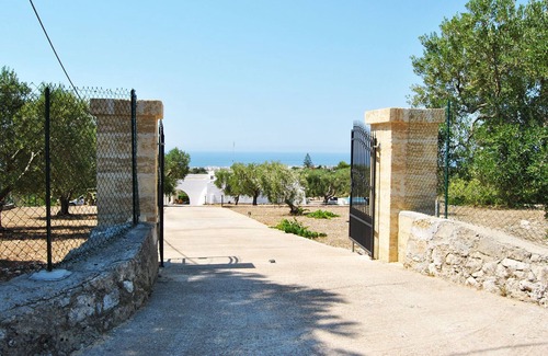 Torre Pali Villa | Independent villa with pool, 900 meters from the sea in a panoramic area