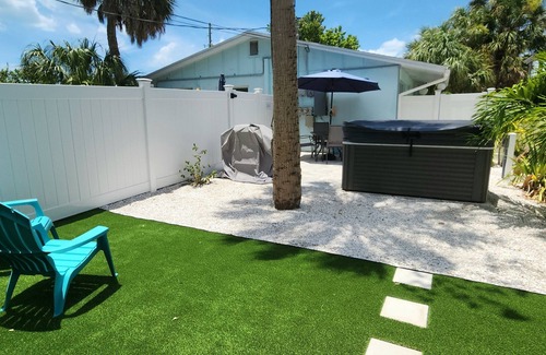 Indian Rocks Beach Cottage | Indian Rocks Beach Turtle Nest A