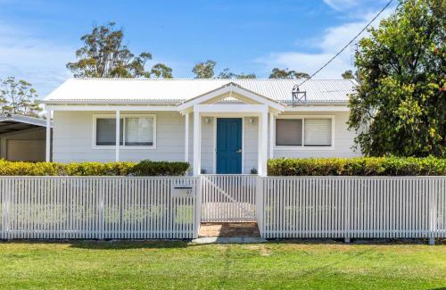 Callala Bay House | Indigo Pet Friendly 5 Mins Walk to Bay
