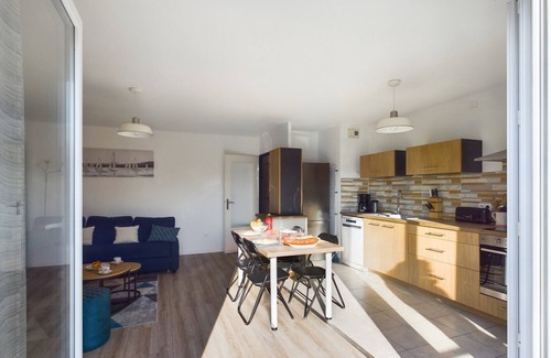 Concarneau Apartment | -INDIGO-T3 avec balcon et 2 places de parking