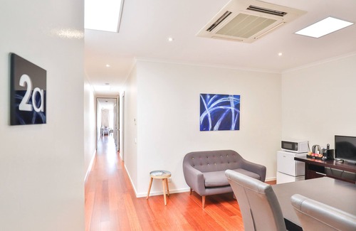 Mildura Central Business District Apartment | Indulge Apartments Langtree