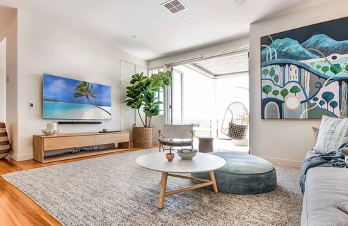 Castaways Beach House | Indulge at Iluka, Castaways Beach
