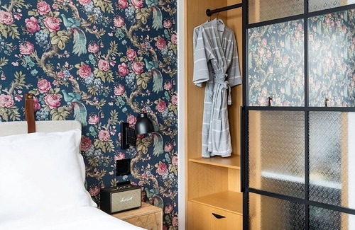 South Main Historic District Hotel | Indulge in an Unforgettable Getaway Experience! 3 Family-friendly Units