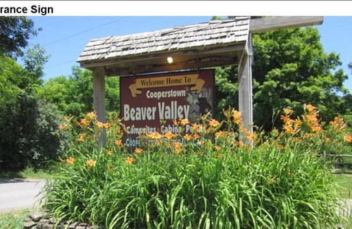 Milford Cabin | Inexpensive 1-room cabin, less than 5 mi from Cooperstown.