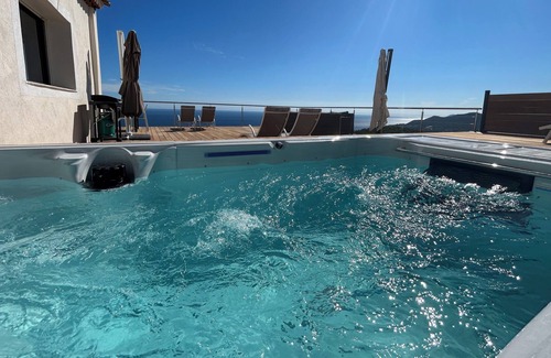 Carqueiranne Villa | Infinity Sea Villa – Heated lap pool 32 °C year-round – Sun & total serenity