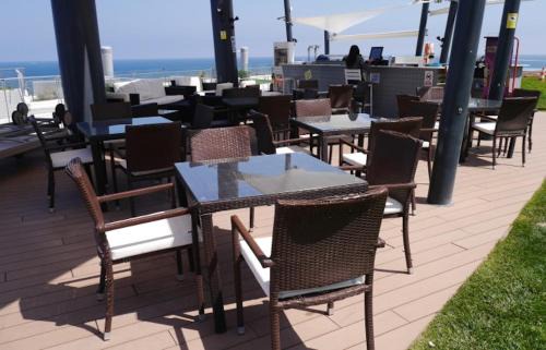 Els Arenals del Sol Apartment | Infinity View