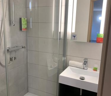 Chambray-les-Tours Hotel | initial by balladins Tours Sud
