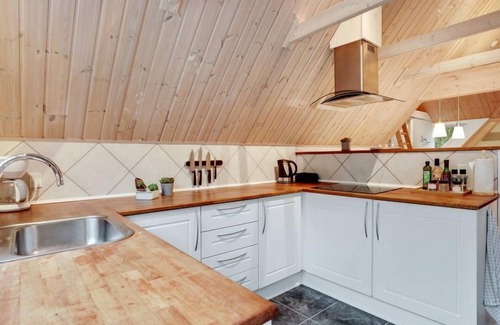 Hou House | "Inka" - 750m from the sea by Interhome