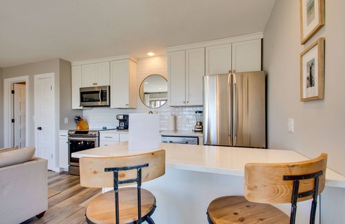 Inlet Beach Condo | Inlet Beach Luxury Top Floor, Corner Unit, Gulf Views, Community Pool