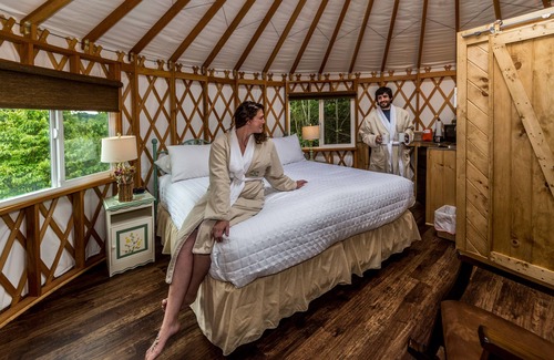 Logan Resort | Inn & Spa at Cedar Falls Katydid Yurt