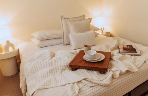 North Hobart House | Inner City Haven - Entire home
