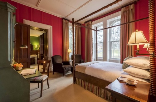Town of Ledyard Hotel | Inns of Aurora Resort & Spa
