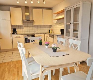 Innsbruck Apartment | Innsbruck City View Apartment with 2 Bedrooms