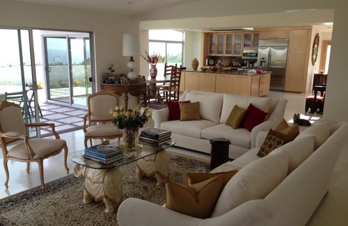 Malibu House | Inquire Re Blocked Dates Malibu Panoramic Oceanview Gated Estate Conv. Location