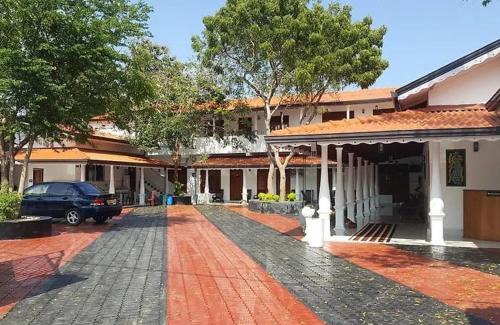 Kataragama Hotel | INTEC Kedella Guest