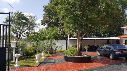 Kataragama Hotel | INTEC Kedella Guest