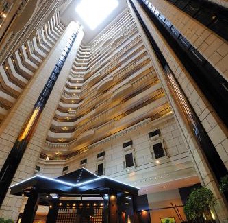 Downtown Shanghai Hotel | InterContinental Shanghai Pudong by IHG