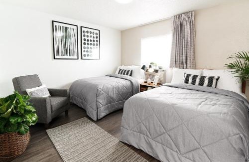 Tillmans Corner Hotel | InTown Suites Extended Stay Mobile AL - Tillmans Corner
