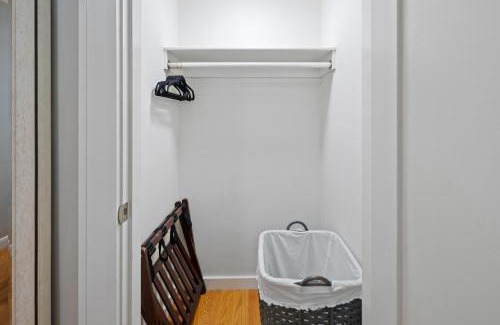 Riverside Apartment | Inviting 3BR In Cambridge Walk To T & Central Sq