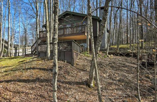 Beech Mountain House | Inviting Beech Mountain Family Retreat with 3 Decks!