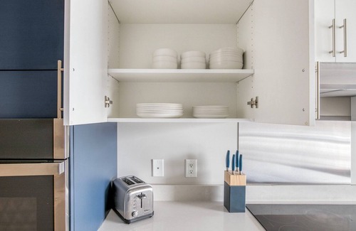Boston Apartment | Inviting Brighton Jr 1BR w/Gym & W/D, on the River, by Blueground