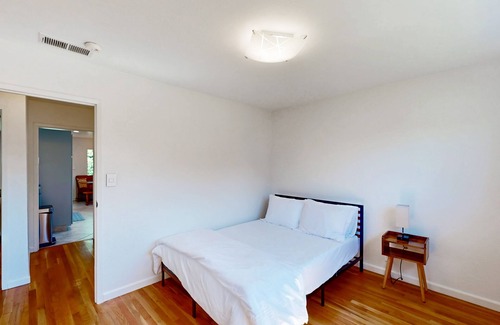 West San Jose House | Inviting single-level home with a yard, central AC, washer/dryer, & full kitchen